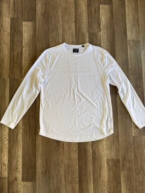 Cuts Tee White AO Long Sleeve Curve-Hem Tee Size XL Extra Large
